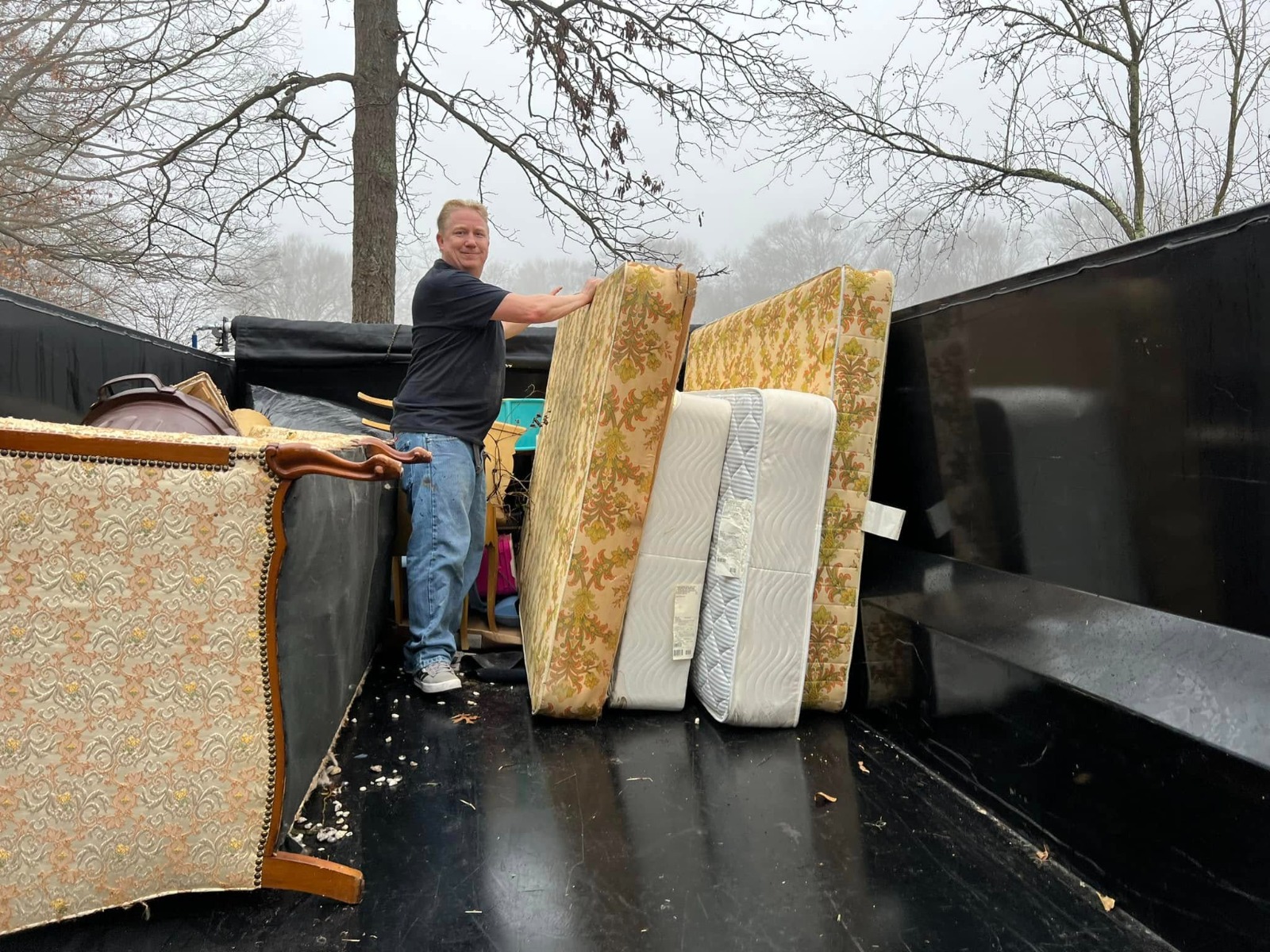 Furniture Removal Service Calvert County. MD