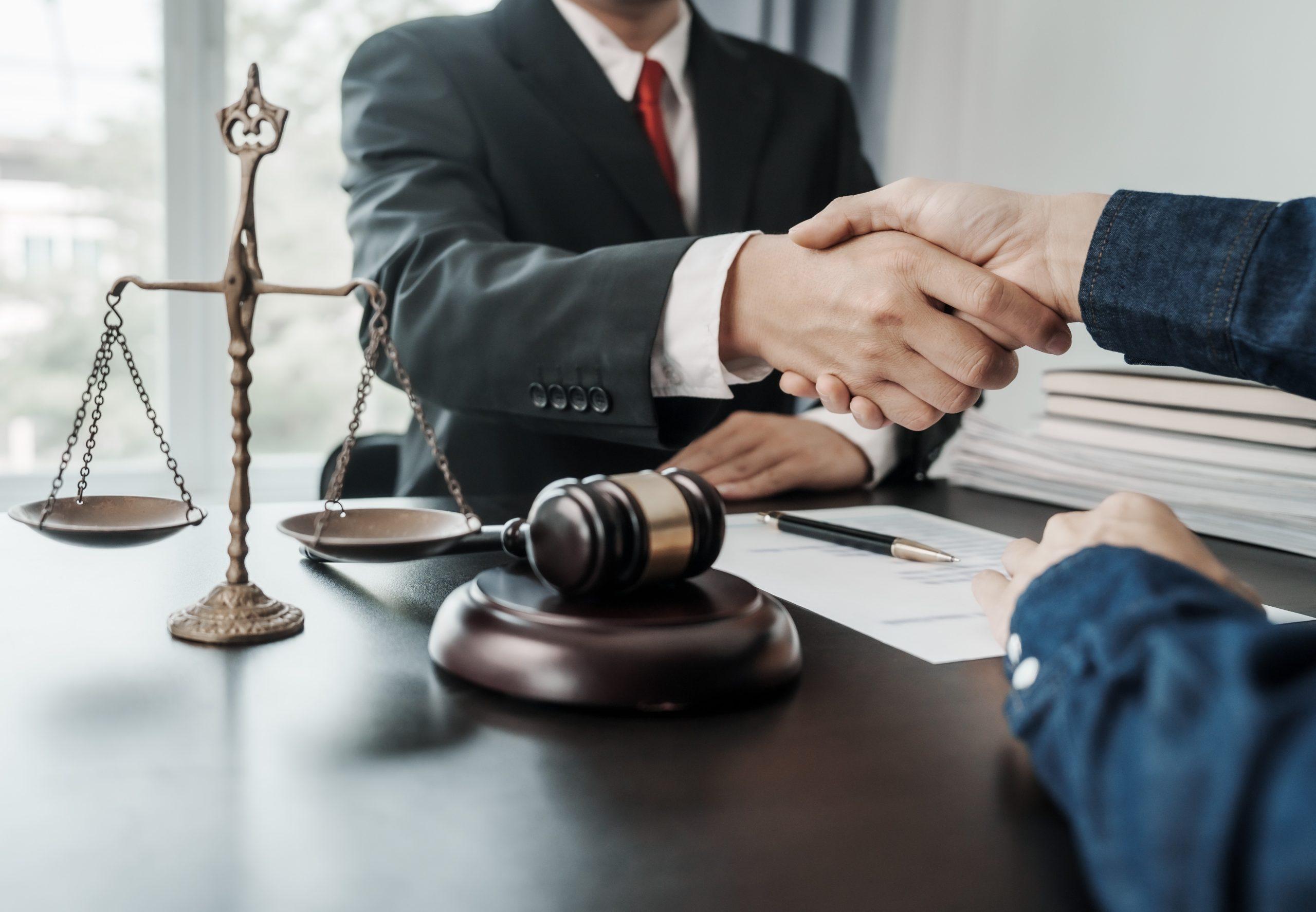 top lawyers in uae