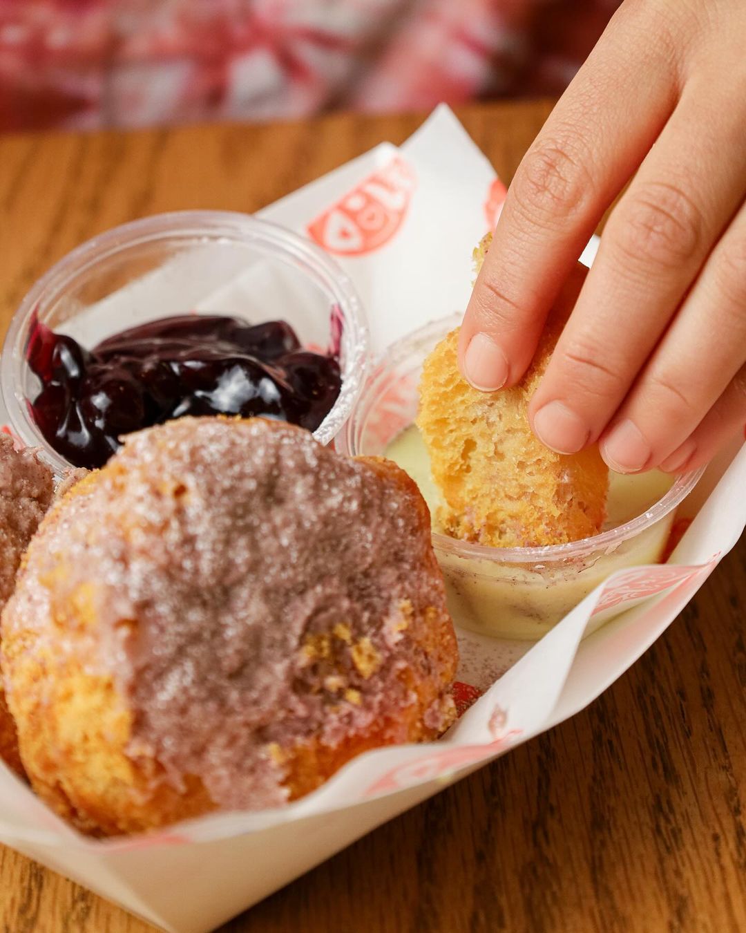 Sweet Treats with Blueberry and Custard - Tender Crush