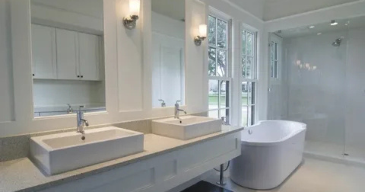 How Bathroom Remodeling Services Improve Comfort and Efficiency