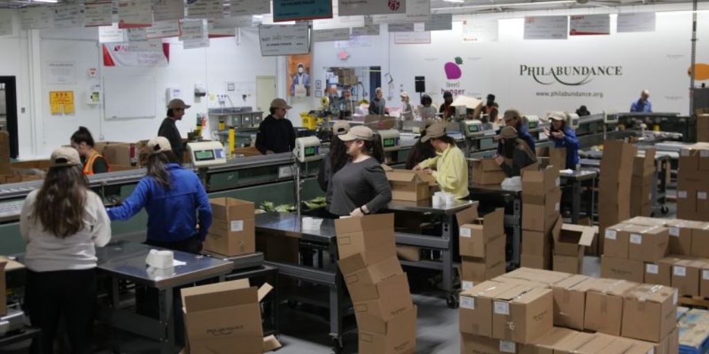 How Charitable Organizations Like Philabundance Make a Real Difference