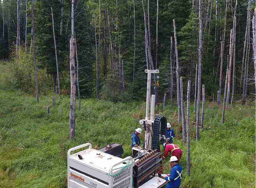 Drainage, Grading, and Slope: How Land Surveys Shape Edmonton’s Stormwater Compliance