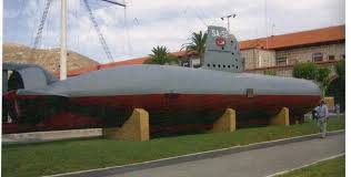 Major cruise shipyards and their projects