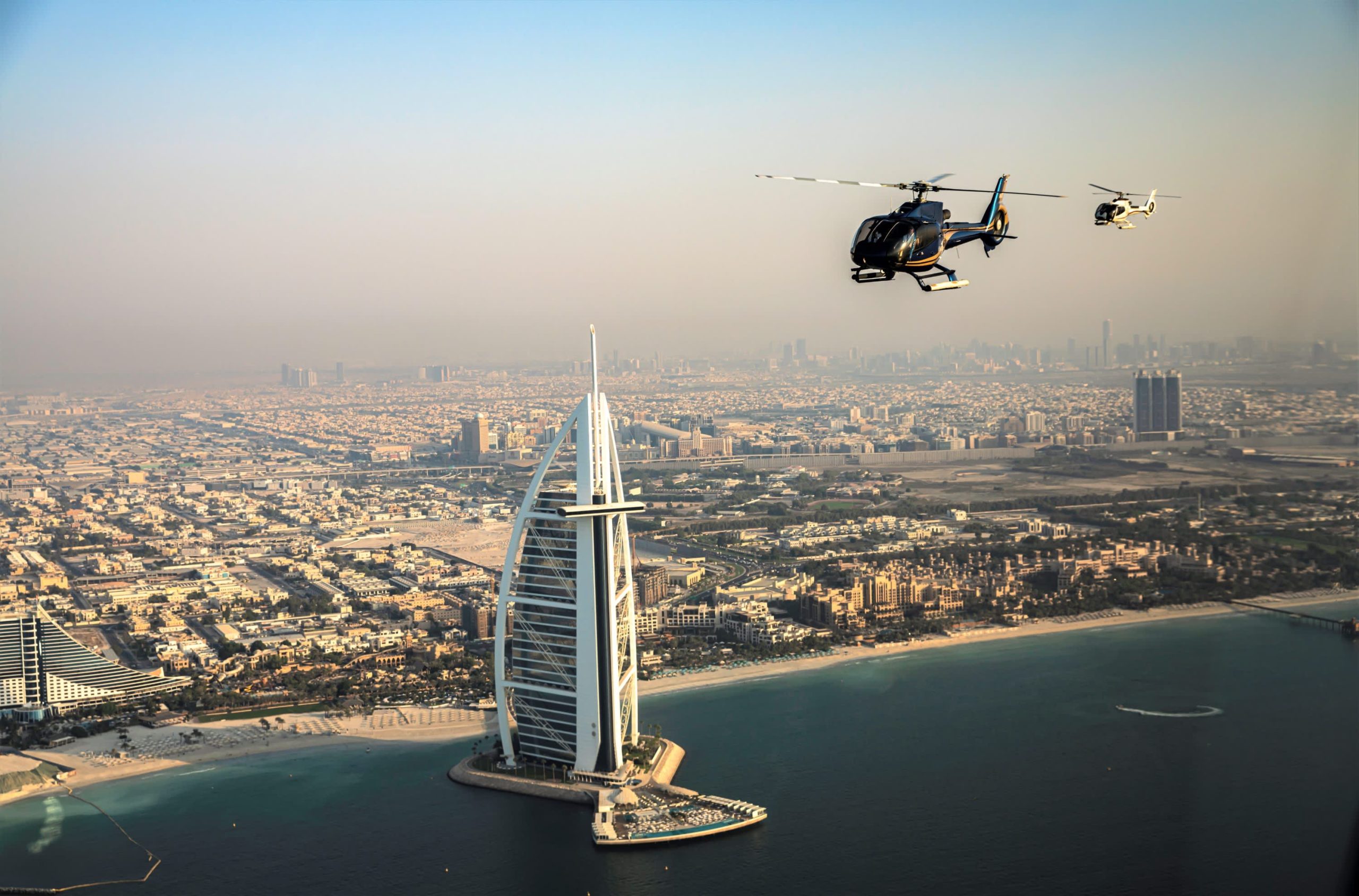 Helicopter Tour Dubai: A VIP Experience Above the City