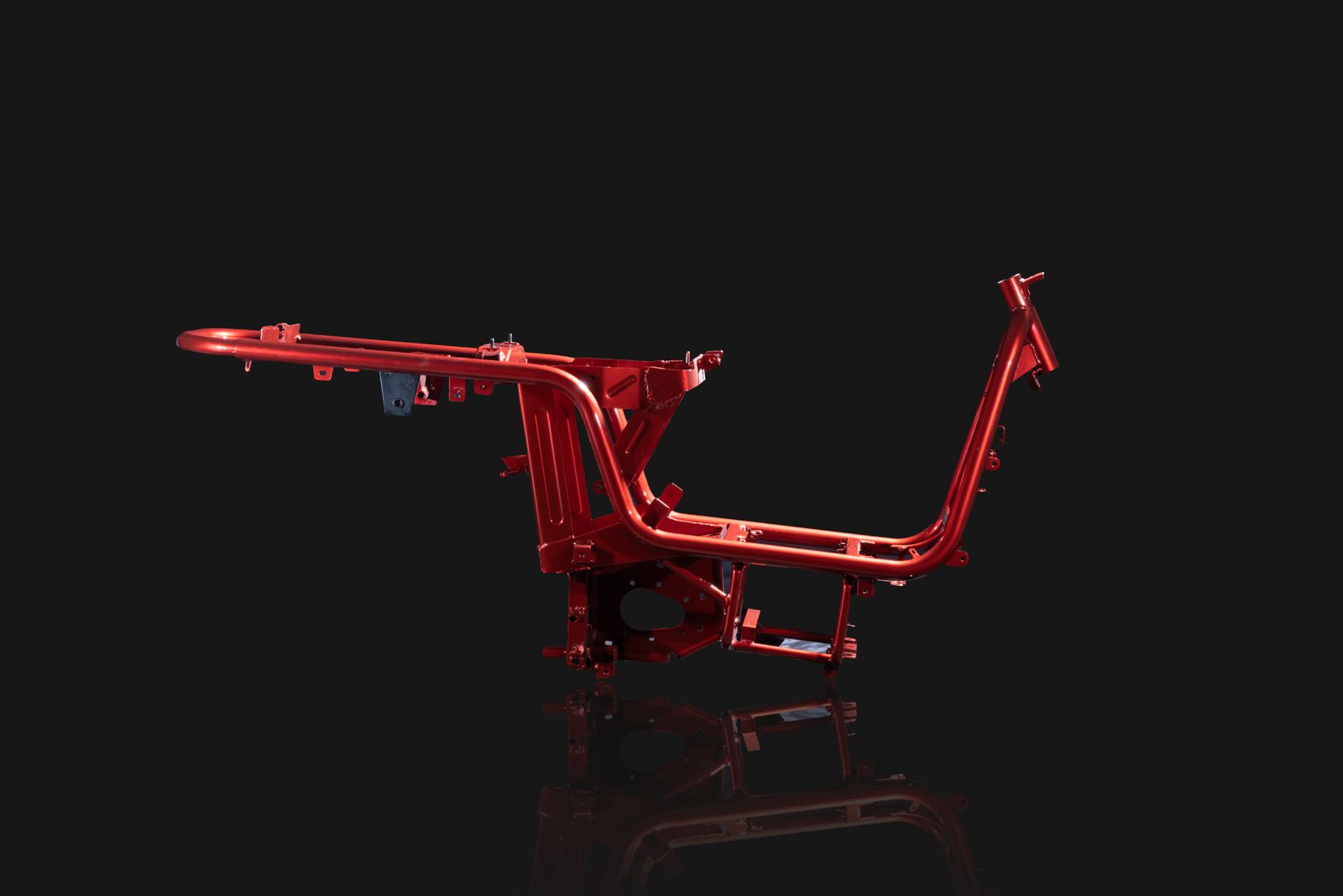 The Role of Auto Parts Manufacturers in Electric Vehicle (EV) Development