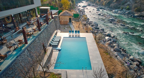 Best River Side Resort In Manali
