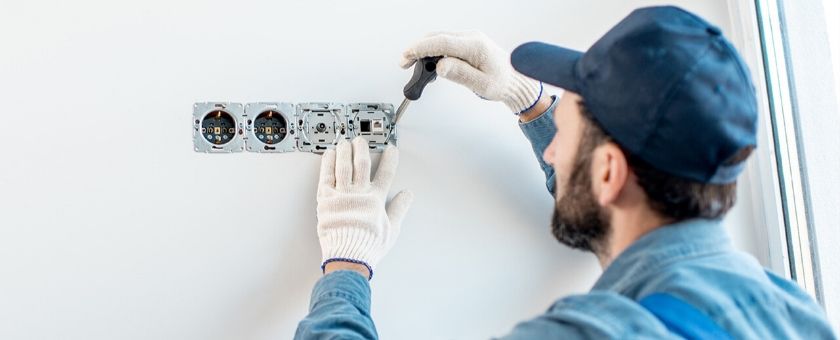 Why Hire Electricians in Ottawa for Renovations?