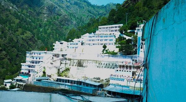 Travel Agent in Katra