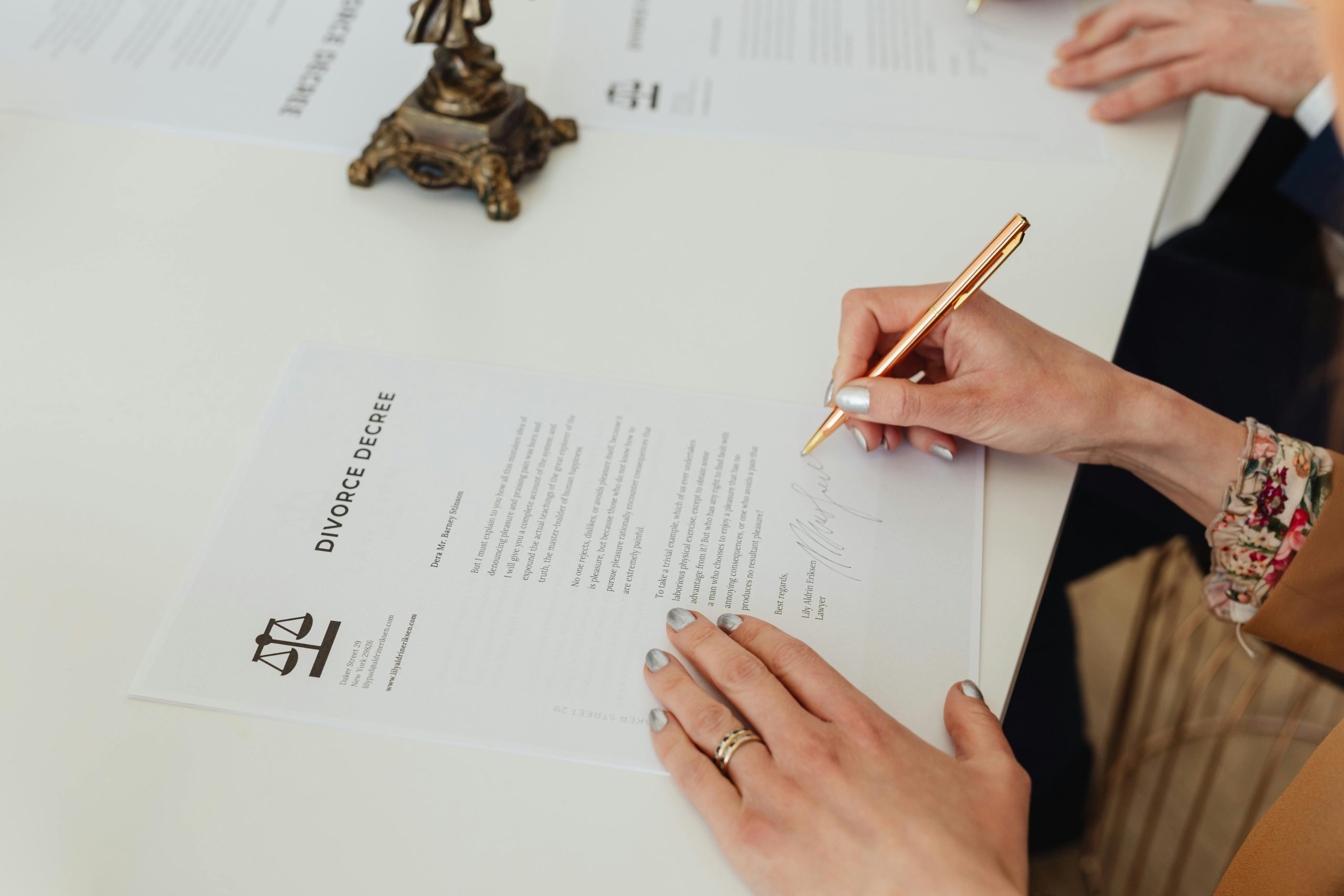 Divorce Lawyer in Delhi