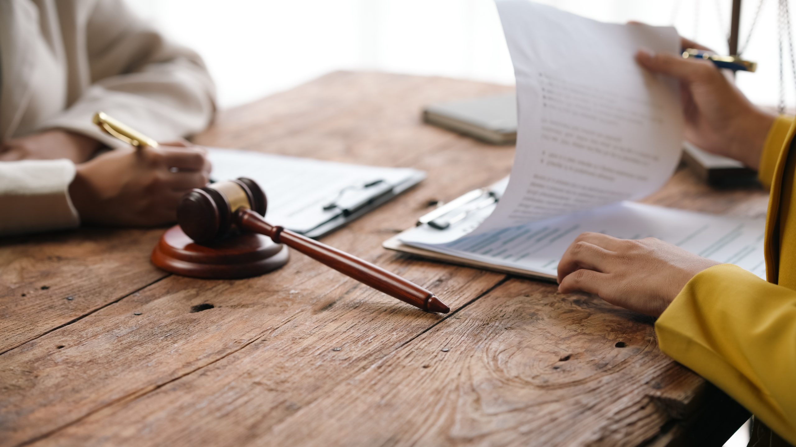 What Benefits Come From Hiring A Skilled Lawyer Abroad?